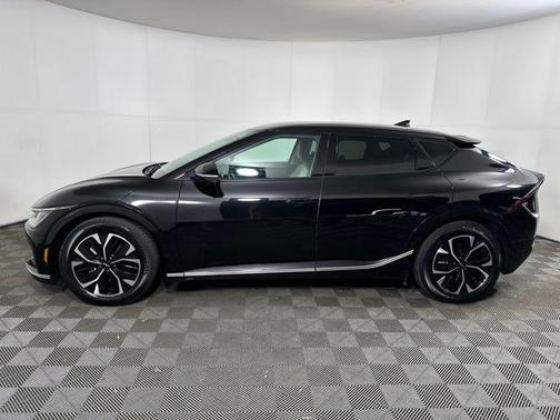 2022 Kia EV6 Wind