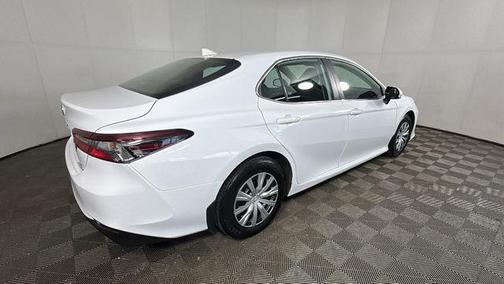 White 2022 Toyota Camry LE