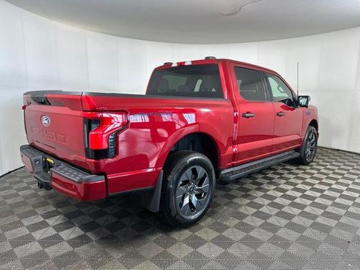 2024 Ford F-150 Lightning XLT