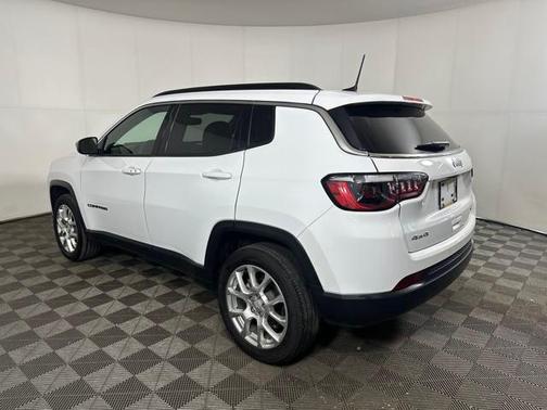 2023 Jeep Compass Latitude Lux