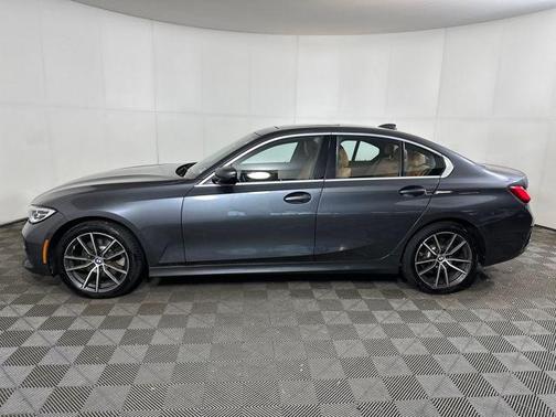 2019 BMW 330 xDrive