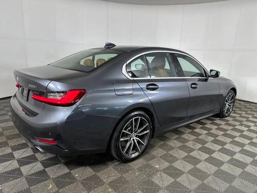 2019 BMW 330 xDrive