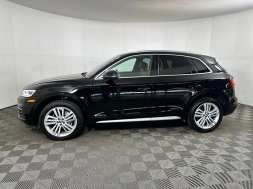 2020 Audi Q5 45 Premium Plus