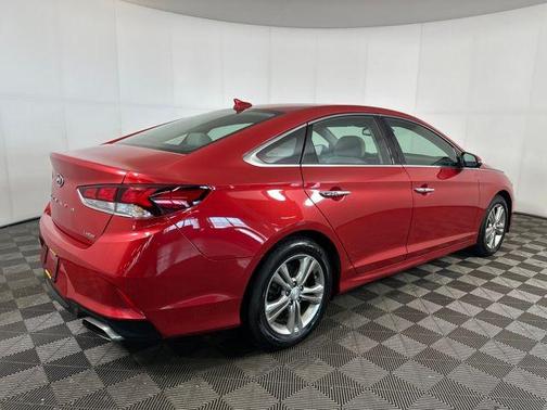 2019 Hyundai SONATA Limited