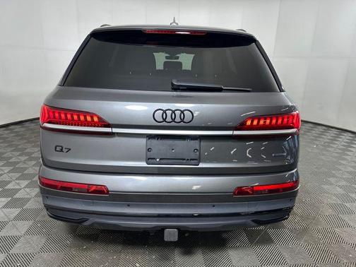2021 Audi Q7 55 Prestige