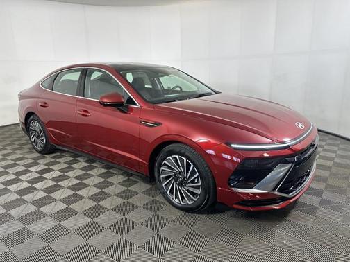 2025 Hyundai SONATA Hybrid Limited