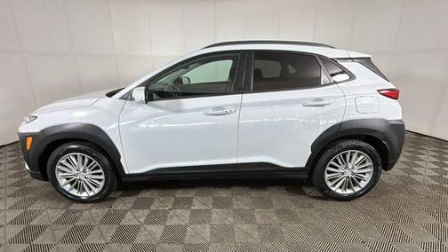 Chalk White 2020 Hyundai KONA SEL Plus