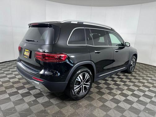 2024 Mercedes-Benz GLB 250 4MATIC