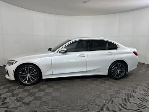 2021 BMW 330 xDrive