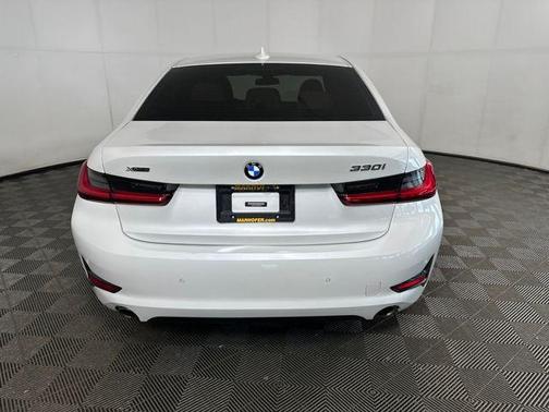2021 BMW 330 xDrive