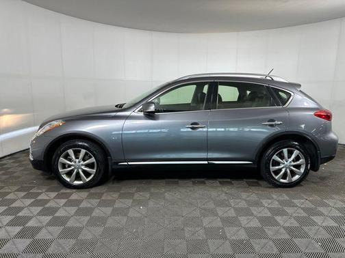 2017 INFINITI QX50 Base