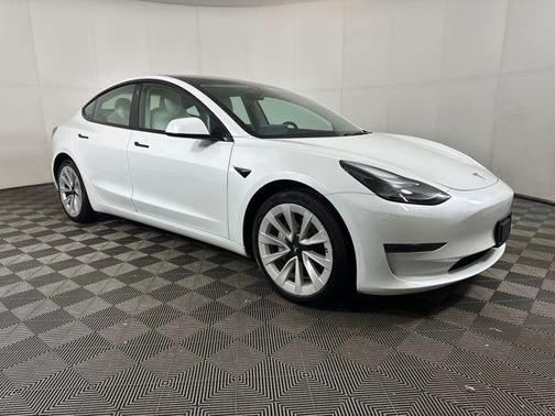 2023 Tesla Model 3 Standard Range