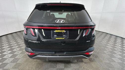 Phantom Black 2022 Hyundai TUCSON Limited