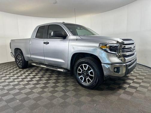 2016 Toyota Tundra SR5