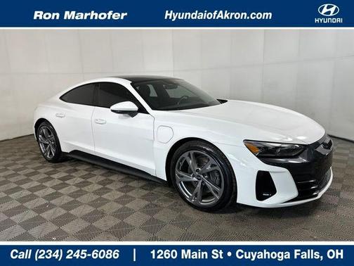 2022 Audi e-tron GT Premium Plus