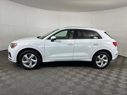 2021 Audi Q3 40 Premium