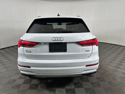 2021 Audi Q3 40 Premium