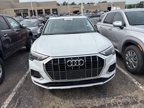 2021 Audi Q3 40 Premium