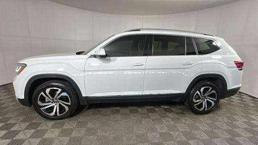 Pure White 2021 Volkswagen Atlas 2.0T SEL