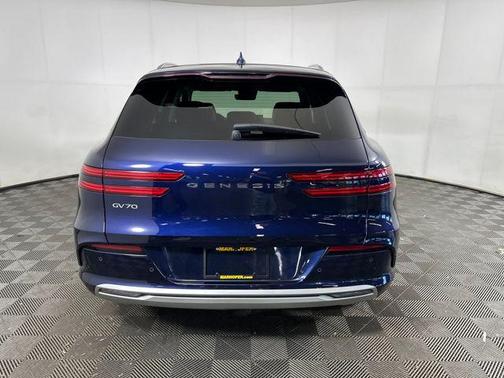 2024 Genesis Electrified GV70 Advanced AWD