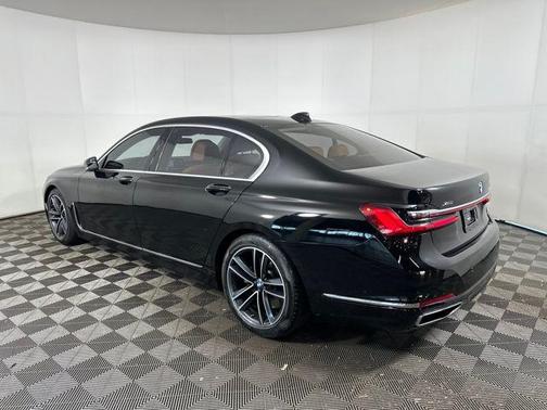 2021 BMW 750 i xDrive