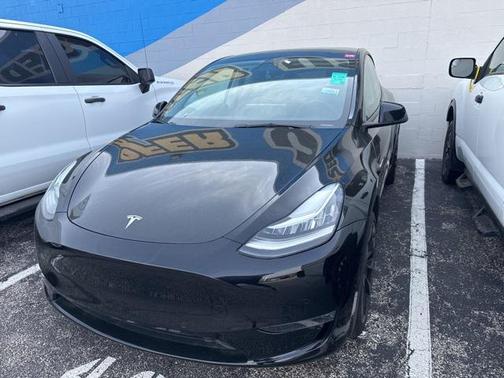 2021 Tesla Model Y Long Range Dual Motor All-Wheel Drive