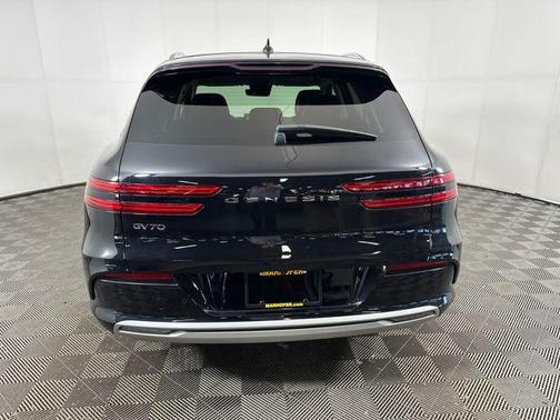 2024 Genesis Electrified GV70 Advanced AWD