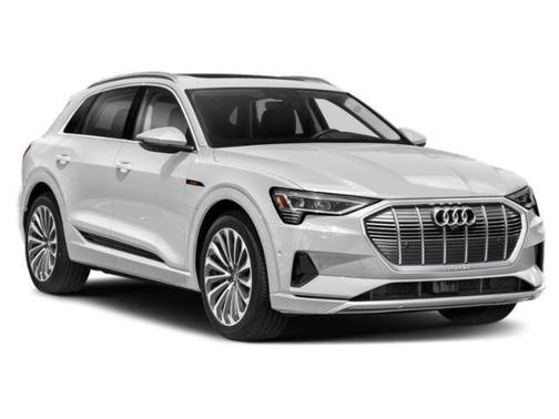 2021 Audi e-tron Premium Plus