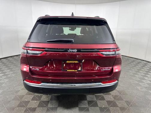 2024 Jeep Grand Cherokee Laredo