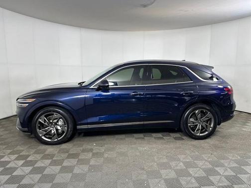 Capri Blue 2024 Genesis Electrified GV70 Advanced AWD
