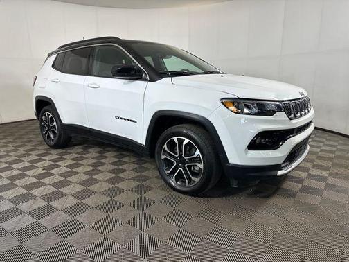 Bright White Clearcoat 2024 Jeep Compass Limited