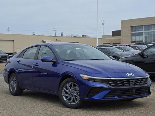 2025 Hyundai ELANTRA HEV Blue