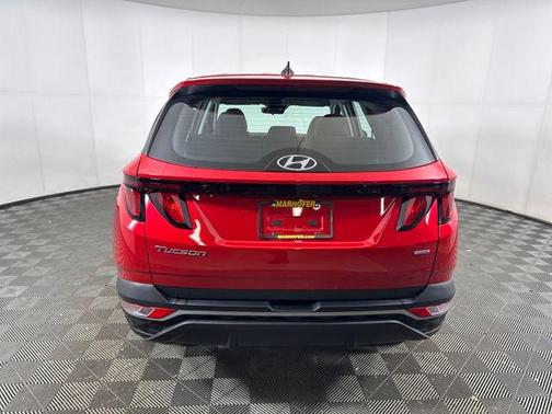 2023 Hyundai TUCSON SE