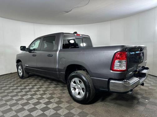 Granite Crystal Metallic Clearcoat 2024 RAM 1500 Big Horn/Lone Star