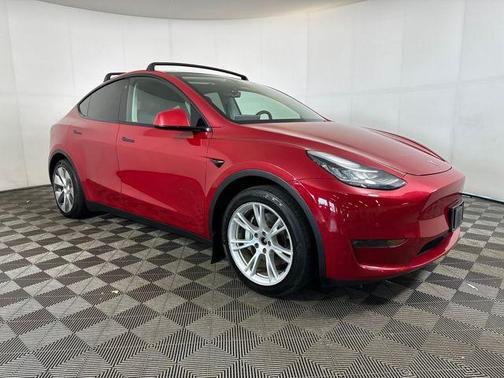 2022 Tesla Model Y Long Range Dual Motor All-Wheel Drive