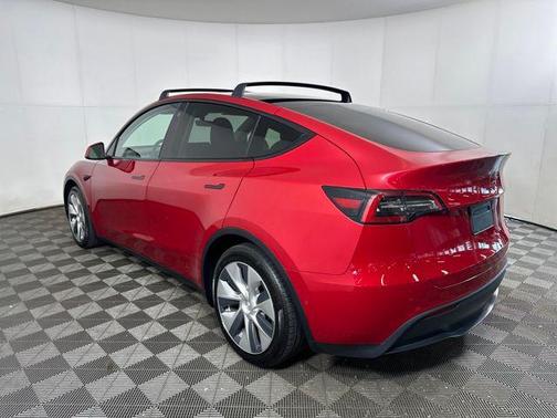 2022 Tesla Model Y Long Range Dual Motor All-Wheel Drive