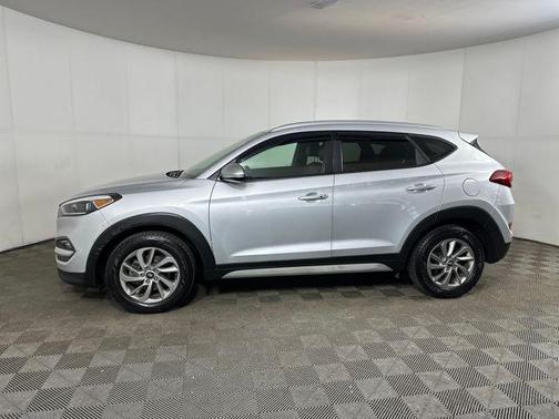 2017 Hyundai TUCSON SE Plus