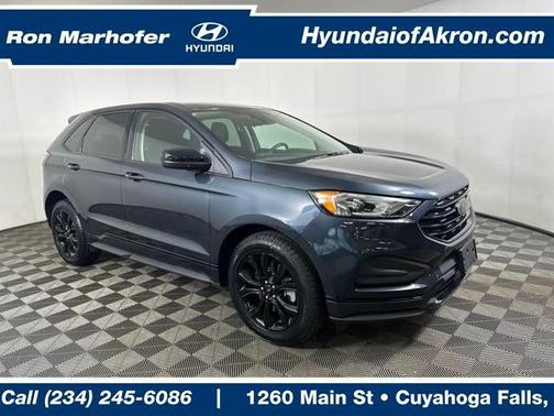 2022 Ford Edge SE