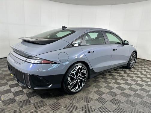 2023 Hyundai IONIQ 6 SEL