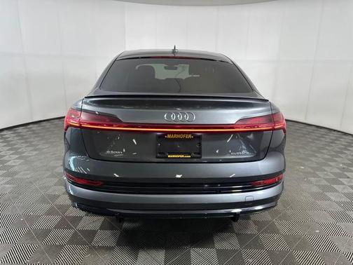 2021 Audi e-tron Sportback Premium