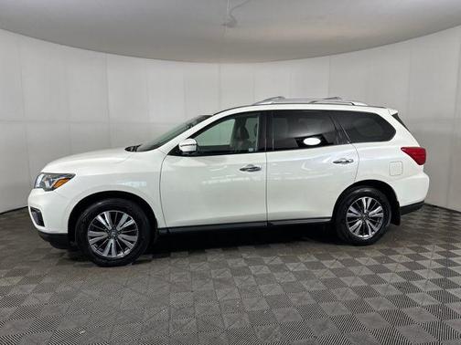 2020 Nissan Pathfinder SL 4WD