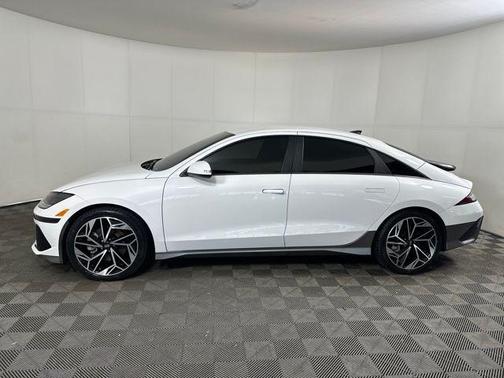 2023 Hyundai IONIQ 6 SEL