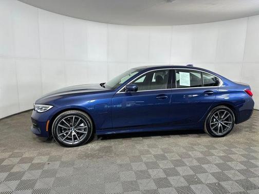 2021 BMW 330e xDrive