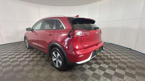 Crimson Red 2017 Kia Niro LX