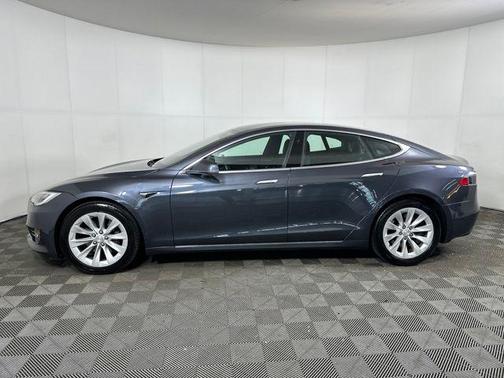 2018 Tesla Model S 75D