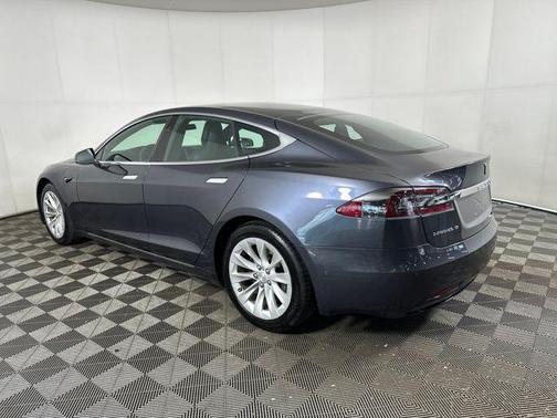 2018 Tesla Model S 75D