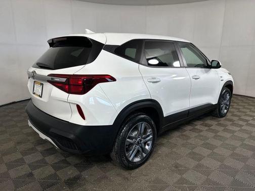 2021 Kia Seltos LX