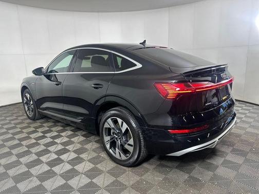 2022 Audi e-tron Sportback S line Premium Plus