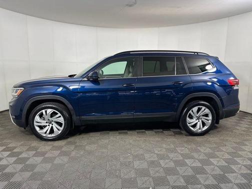 2022 Volkswagen Atlas 3.6L SE w/Technology