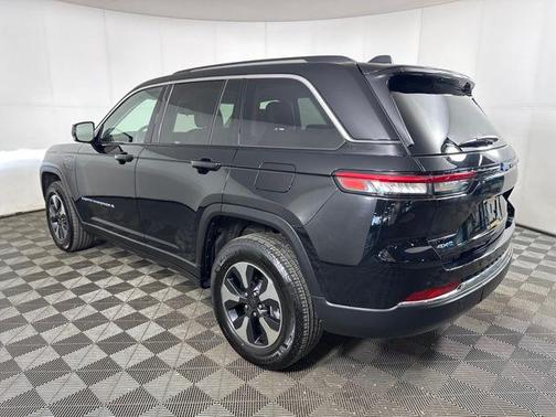 2023 Jeep Grand Cherokee 4xe Base